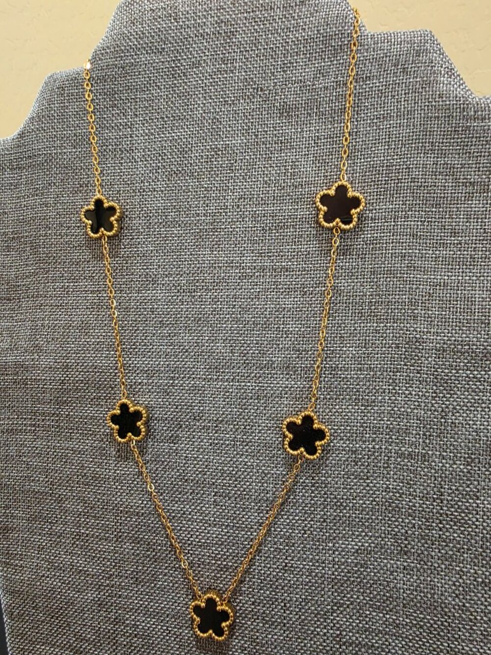 5 Motif Clover Necklace Gold Tone Stainless Steel Black Double Sided Flowers 19"